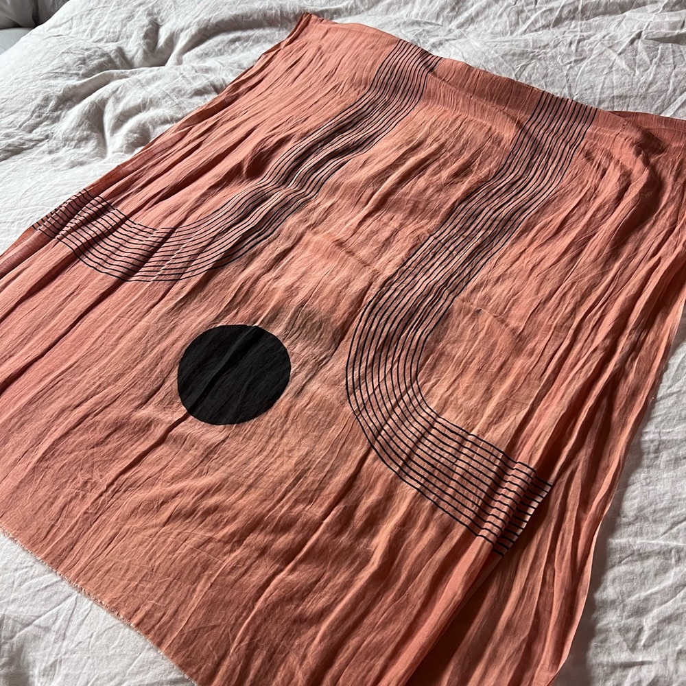 Block shop scarf